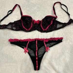 Y2K VS Sexy Little Things black and hot pink set